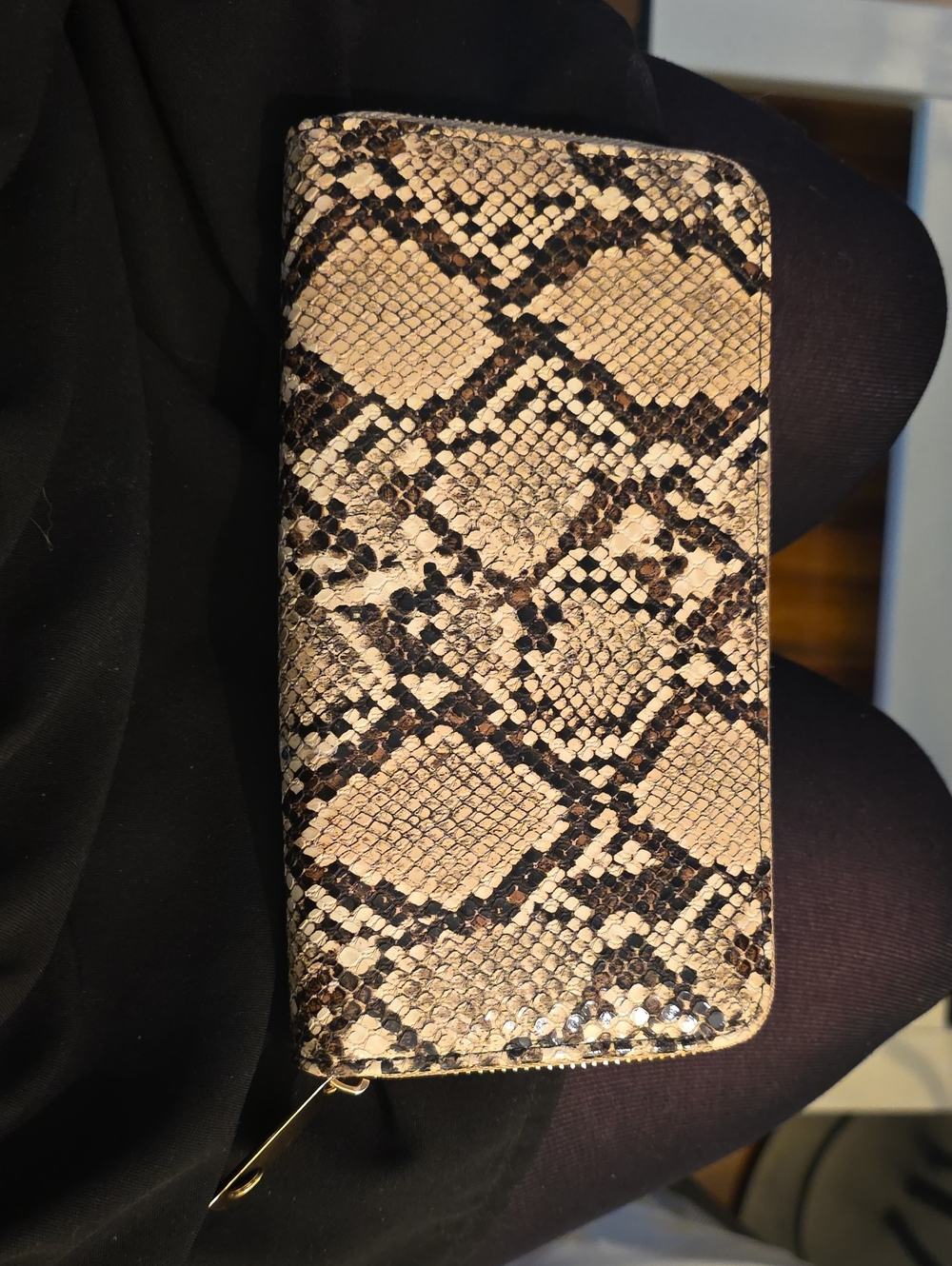 Faux Snakeskin Zippered Wallet